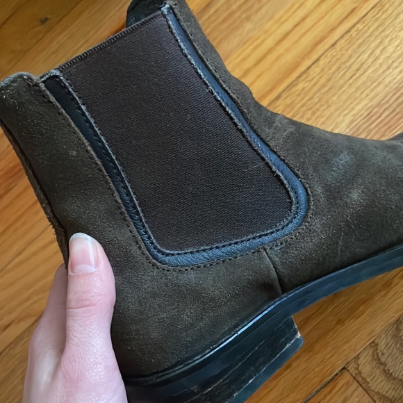 Women’s Thursday Duchess Chelsea Boot - Picture 7 of 11